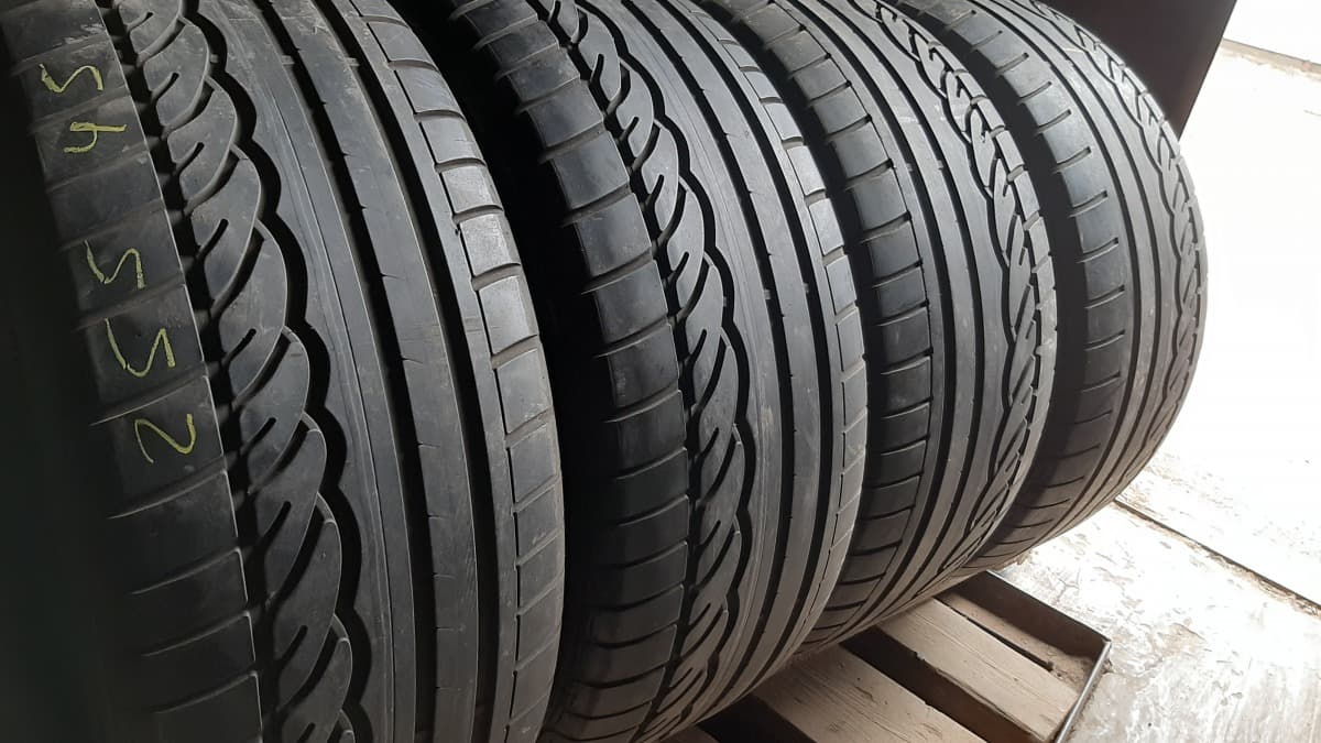 Вживані шини з Європи Dunlop SP Sport 01 255/45 R 18