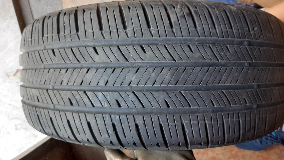 Вживані шини з Європи Primewell PS 890 Touring 215/55 R 16