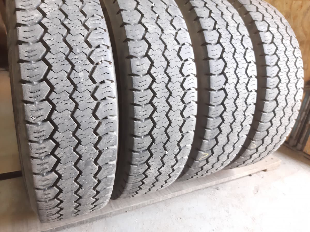Вживані шини з Європи Dunlop SPLT800 185/0 R 14C
