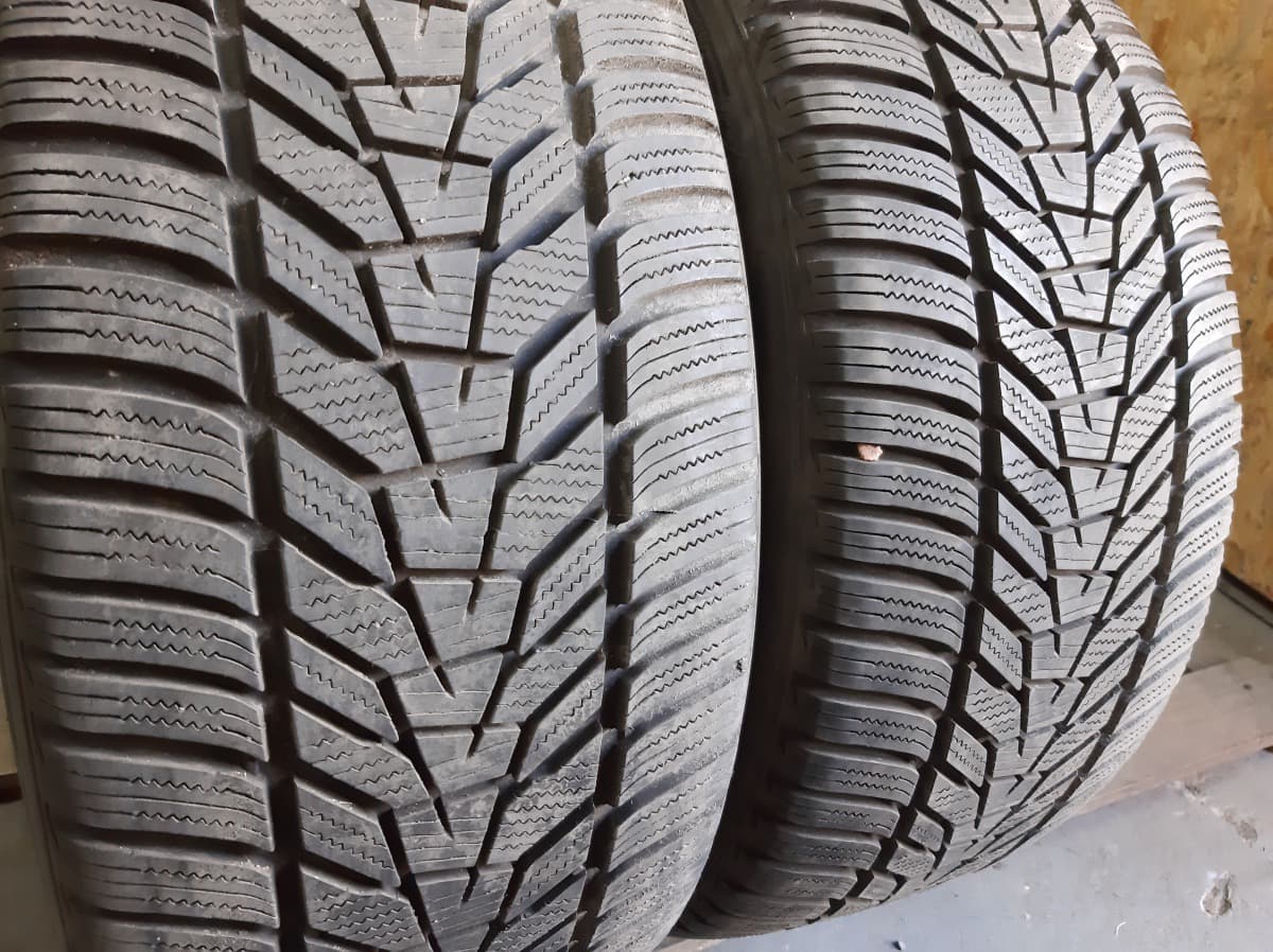 Вживані шини з Європи Hankook Winter I cept evo 3 255/45 R 18