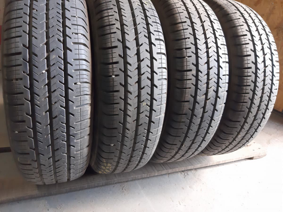 Вживані шини з Європи Michelin Agillis 51 195/70 R 15C