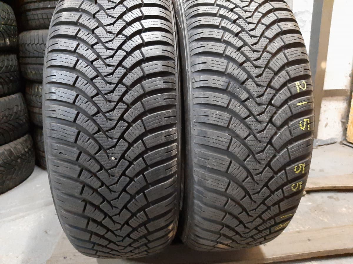 Вживані шини з Європи Falken Eurowinter HS 01   215/55 R 18