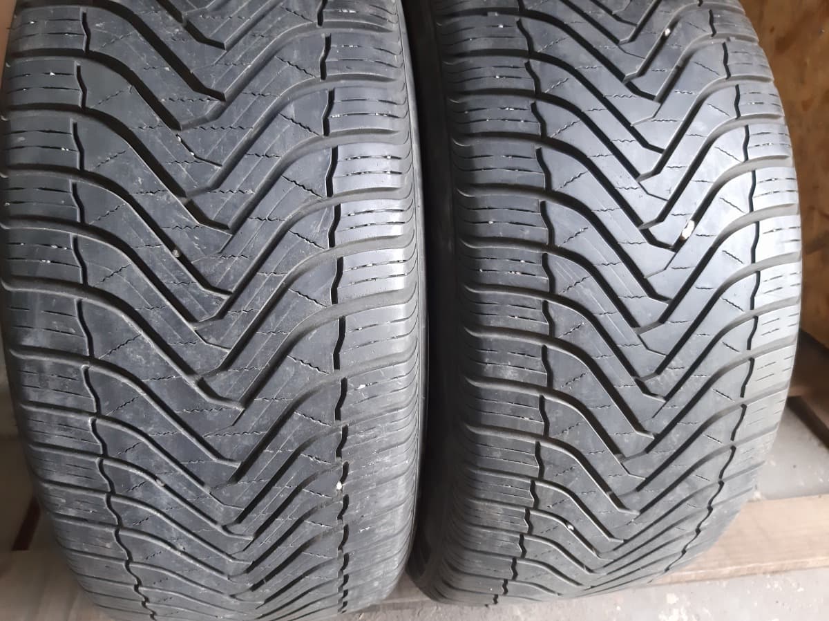 Вживані шини з Європи Gripmax Suregrip AS 235/50 R 17