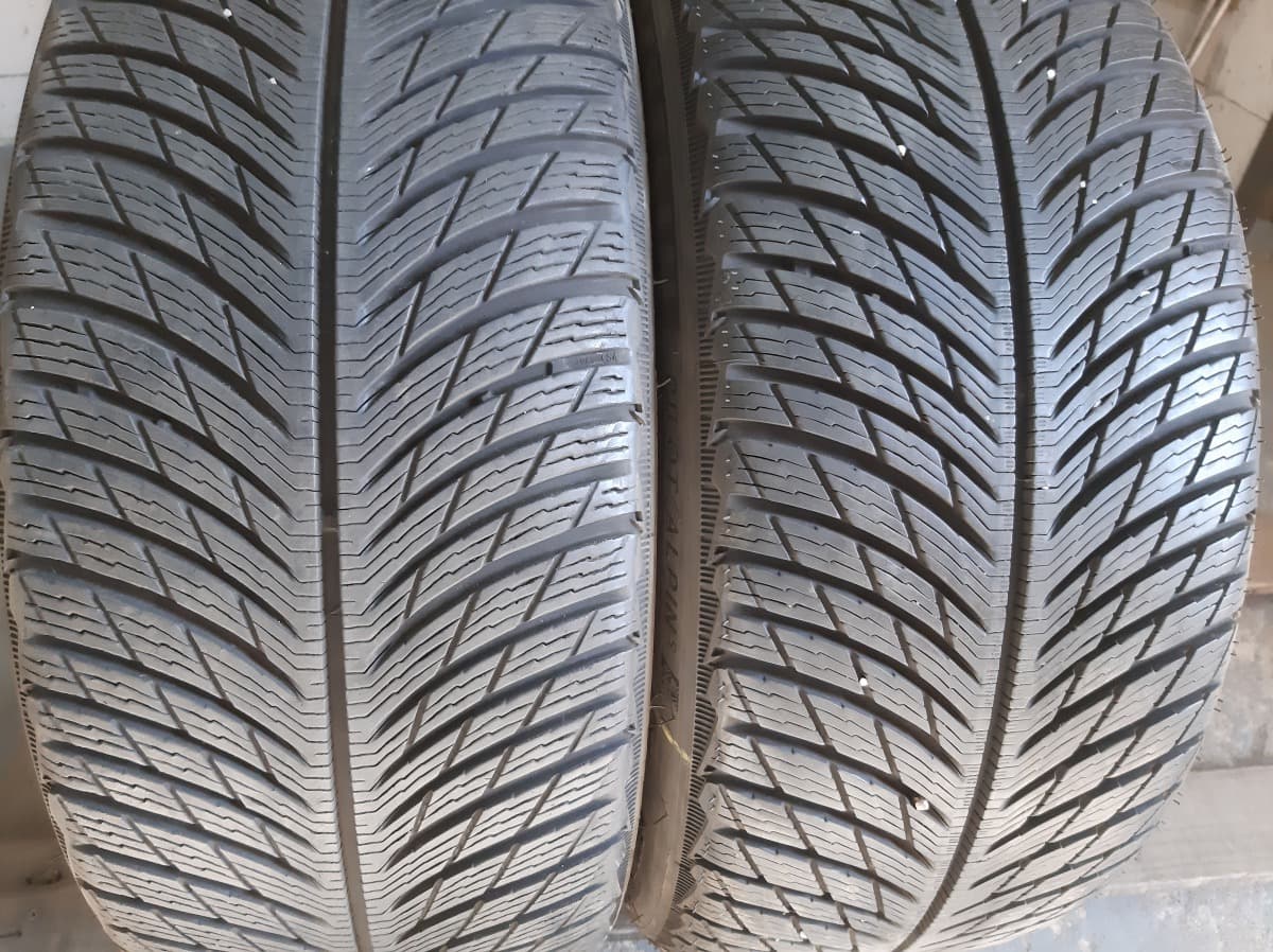 Вживані шини з Європи Michelin Pilot Alpin5 235/40 R 18