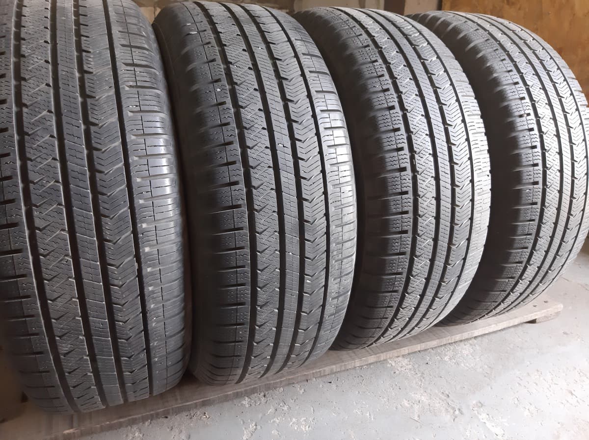 Вживані шини з Європи Vredestein Quatrac 5.   235/60 R 16