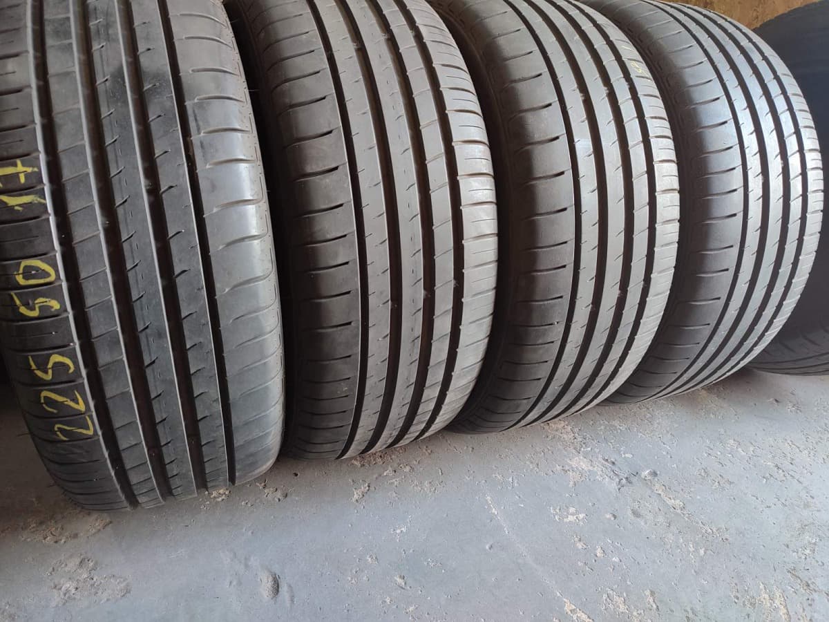 Вживані шини з Європи Nexen Nfera RU1 SUV  . .  225/50 R 17