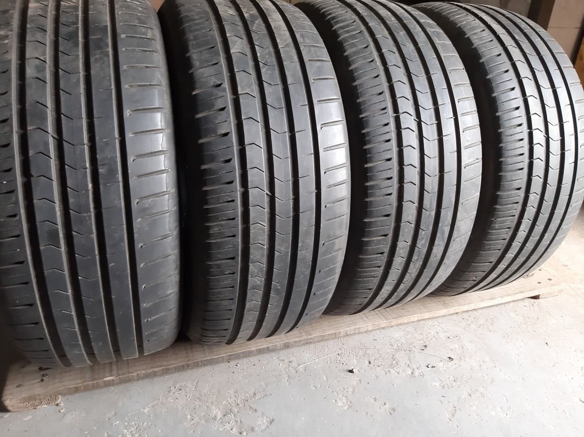 Вживані шини з Європи Vredestein Ultrac Satin    245/45 R 18