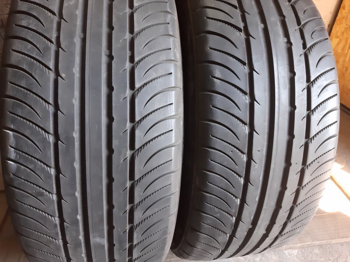 Вживані шини з Європи Kumho Ecsta SPT  … 225/55 R 17