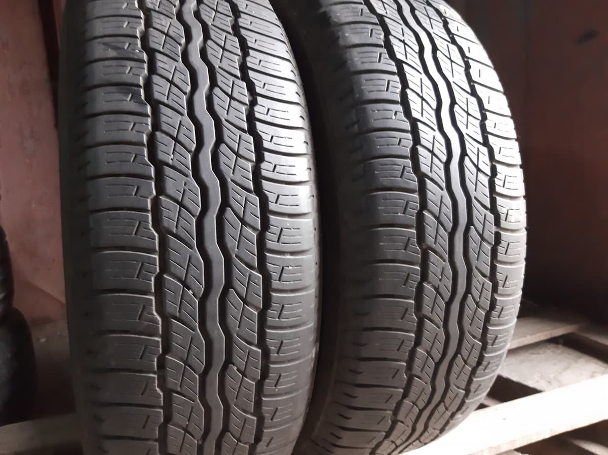 Вживані шини з Європи Bridgestone Dueler H/T 687     . 225/65 R 17