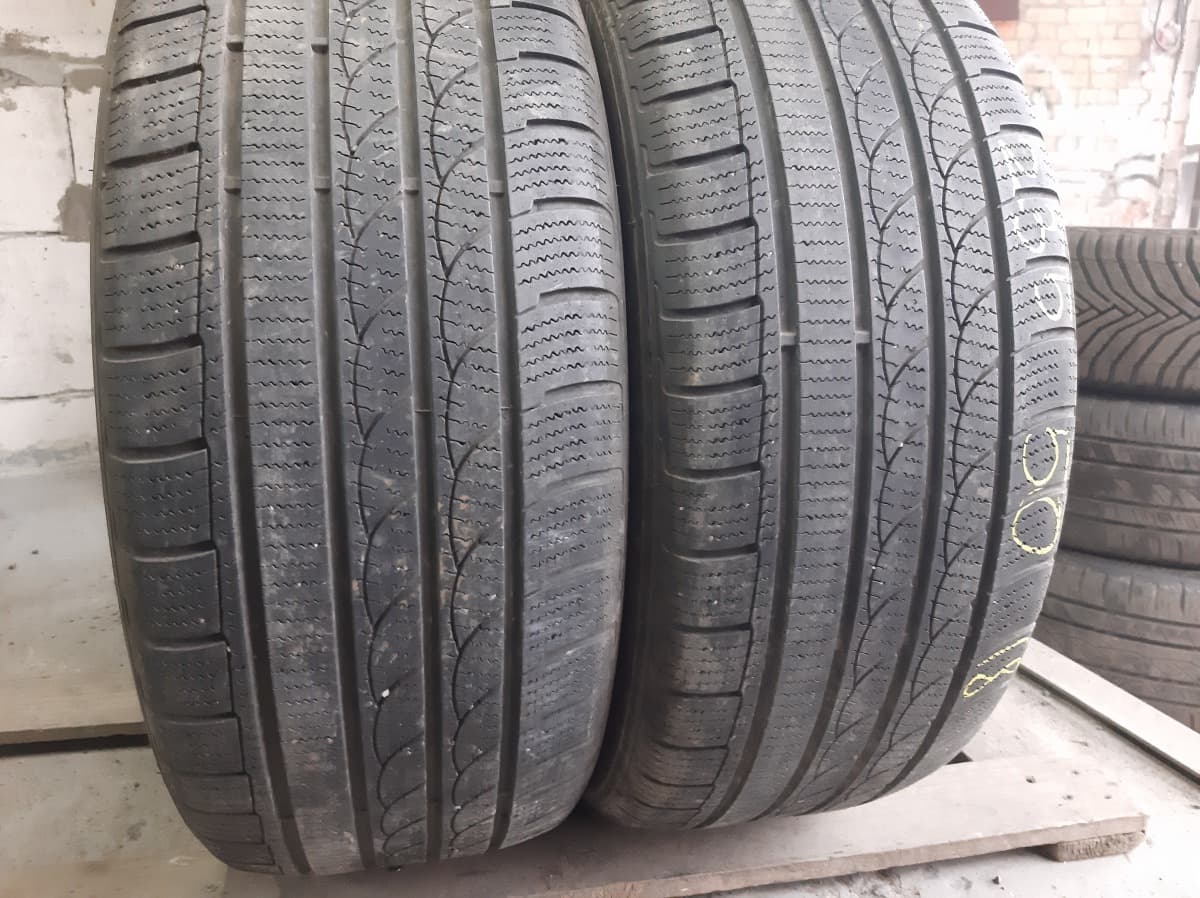 Вживані шини з Європи Tracmax Ice-Plus  . . 235/50 R 18