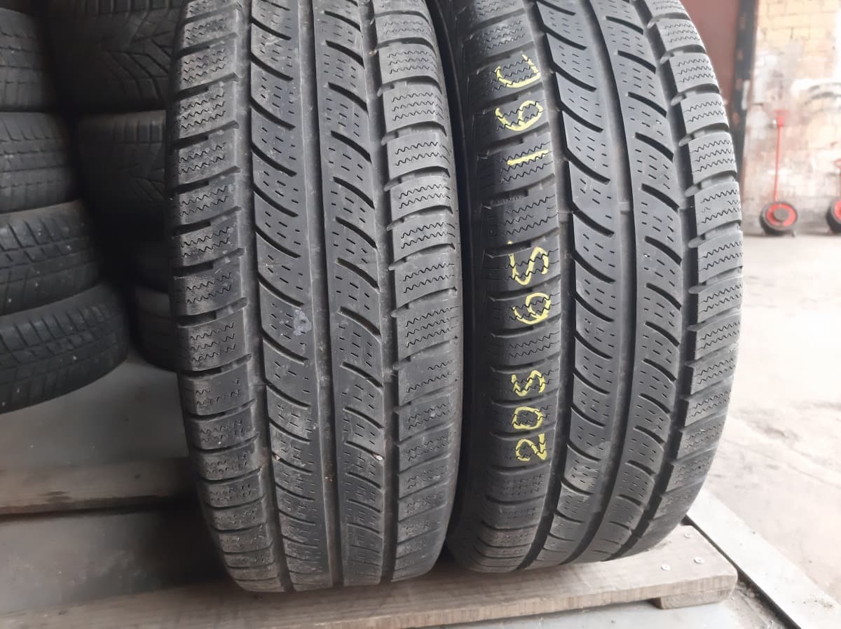 Вживані шини з Європи Continental Vanco Winter 2          . 205/65 R 16C