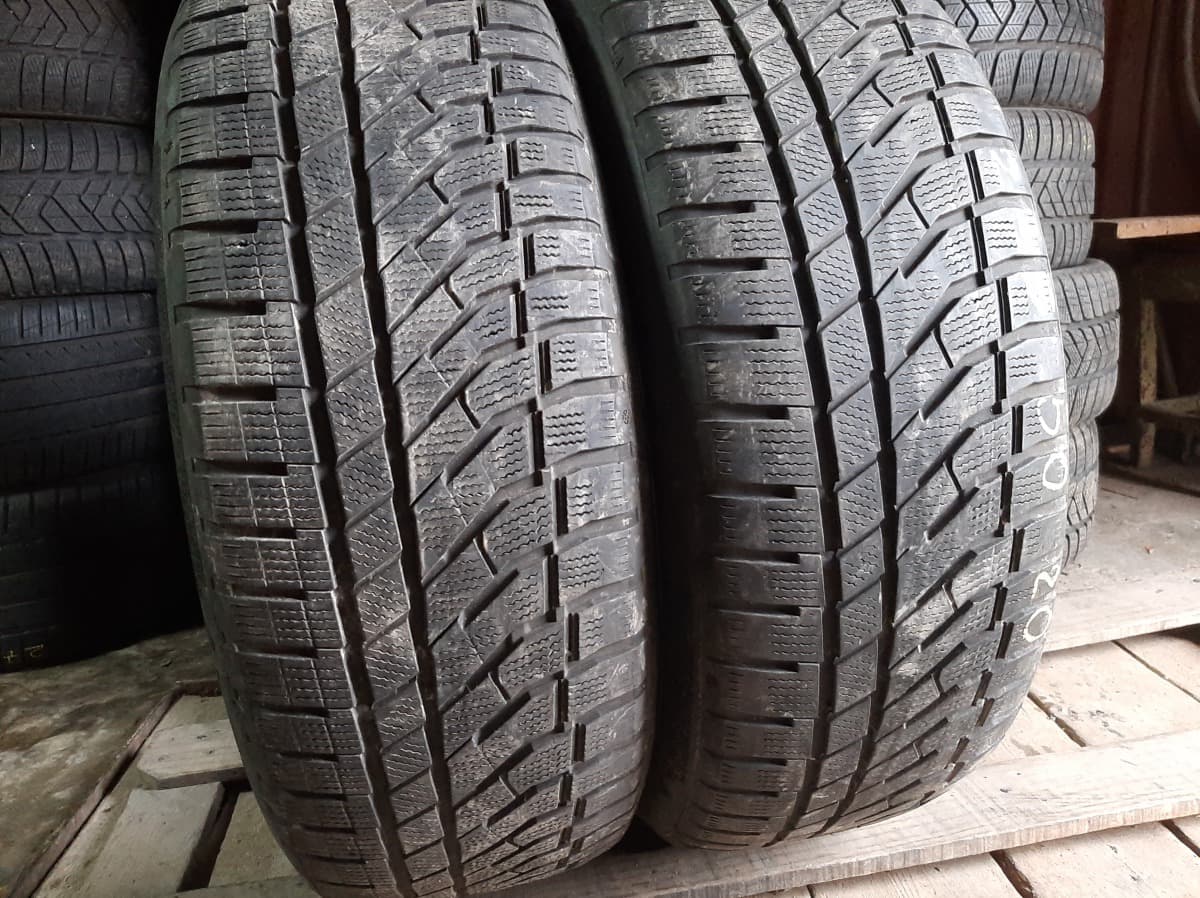 Вживані шини з Європи Falken EuroWinter HS02 PRO 235/50 R 20