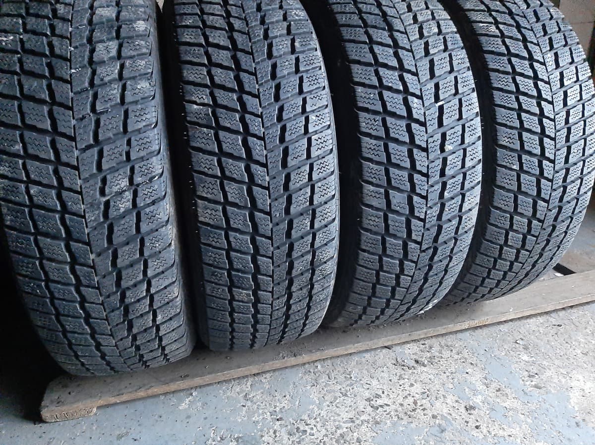 Вживані шини з Європи Nexen Winguard Suv   . 225/60 R 17