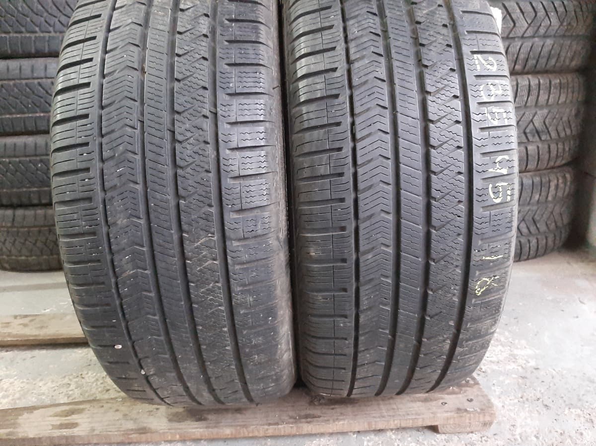 Вживані шини з Європи Vredestein Quatrac 5    235/45 R 18
