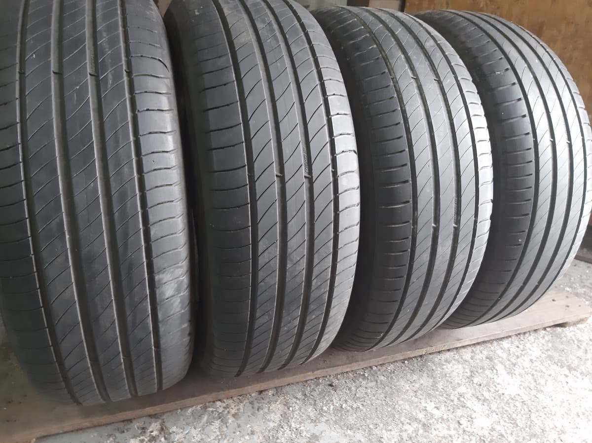Вживані шини з Європи Michelin Primacy 4     215/60 R 16