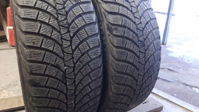 Шини на авто в хорошому стані Kumho WinterCruftWPT1 шириною 225 висотою 45 радіусом R 18 низькі ціни