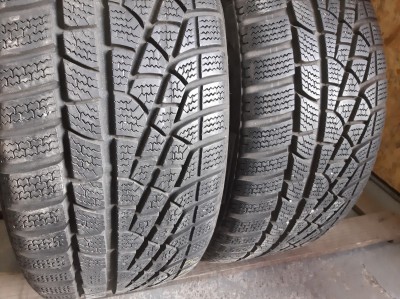 Шини на авто в хорошому стані Pirelli Sottozero W240  … шириною 245 висотою 40 радіусом R 19 низькі ціни