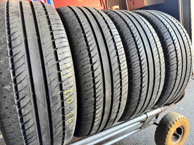 Шини на авто в хорошому стані Semperit Comfort-Life 2  шириною 235 висотою 60 радіусом R 16 низькі ціни