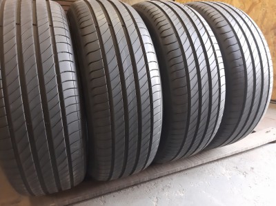 Шини на авто в хорошому стані Michelin Primacy 4   .  шириною 205 висотою 55 радіусом R 17 низькі ціни