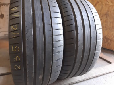 Шини на авто в хорошому стані Michelin Pilot Sport 4     шириною 235 висотою 40 радіусом R 18 низькі ціни