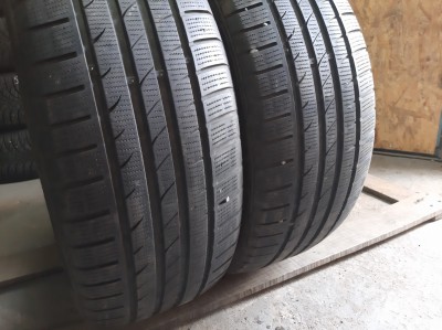 Шини на авто в хорошому стані Atlas Polar Bear UHP    шириною 225 висотою 55 радіусом R 17 низькі ціни