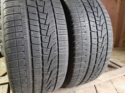 Шини на авто в хорошому стані Hankook Winter i*cept evo2    шириною 255 висотою 45 радіусом R 19 низькі ціни