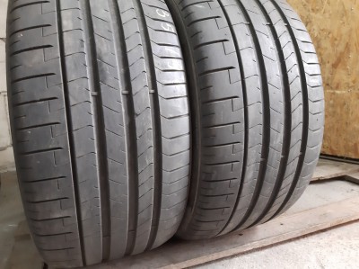 Шини на авто в хорошому стані Pirelli P Zero  .  шириною 275 висотою 35 радіусом R 19 низькі ціни