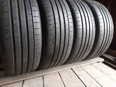 Шини на авто в хорошому стані Good Year Eagle F1 Asymmetric    шириною 235 висотою 55 радіусом R 19 низькі ціни