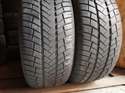 Шини на авто в хорошому стані Vredestein Wintrac PRO  шириною 245 висотою 45 радіусом R 19 низькі ціни