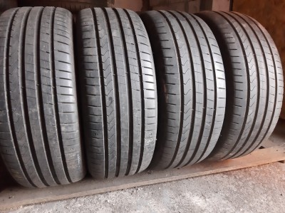 Шини на авто в хорошому стані Hankook Ventus Prime 4   /  шириною 235 висотою 45 радіусом R 18 низькі ціни