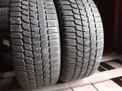 Шини на авто в хорошому стані Bridgestone Blizzak LM 25v шириною 225 висотою 40 радіусом R 19 низькі ціни