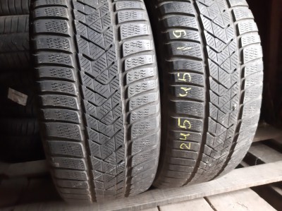 Шини на авто в хорошому стані Pirelli Sottozero 3 шириною 245 висотою 45 радіусом R 19 низькі ціни