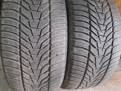 Шини на авто в хорошому стані Hankook Winter i*Cept evo 3     шириною 255 висотою 40 радіусом R 20 низькі ціни