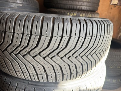 Шини на авто в хорошому стані Michelin Cross Climate    /   …   шириною 215 висотою 55 радіусом R 17 низькі ціни