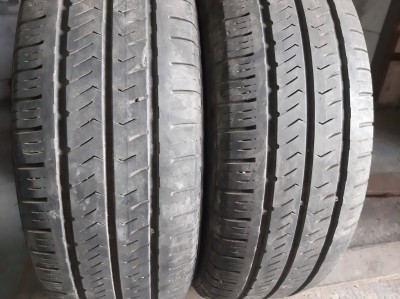 Шини на авто в хорошому стані Hankook Radial RA 28E   шириною 215 висотою 65 радіусом R 16C низькі ціни